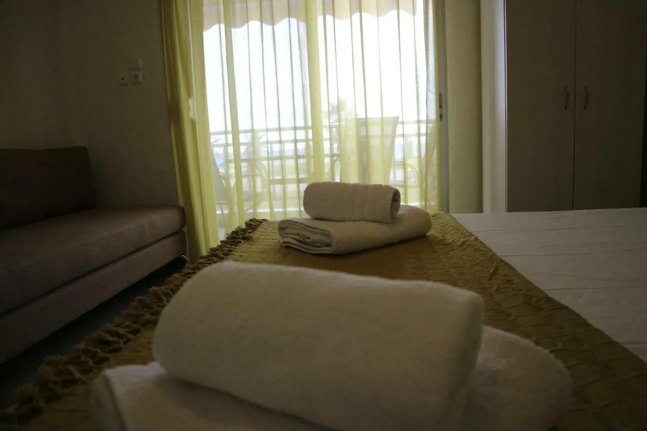 Chelona Apartments Néa Pláyia