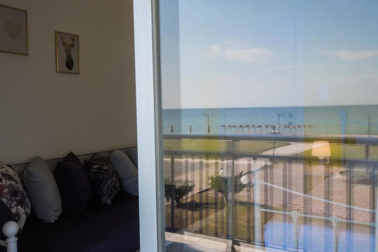 Chelona Apartments Néa Pláyia